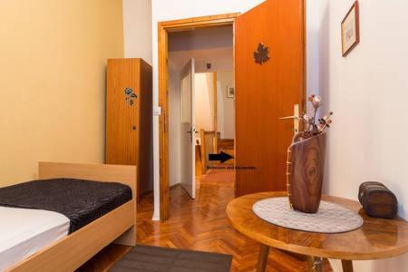 Lovely Room In Old Town ดูบรอฟนิก ภายนอก รูปภาพ
